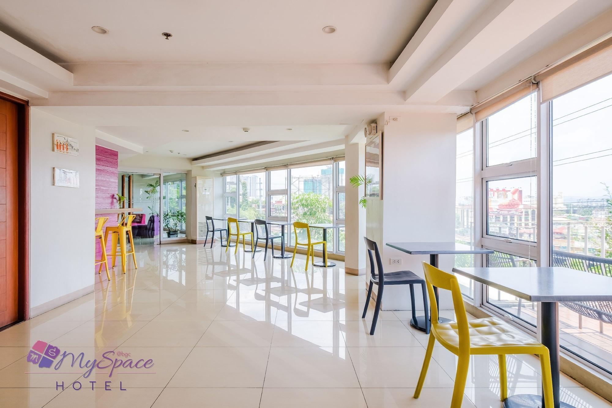 Myspace Hotel @Bgc Pasig City Kültér fotó
